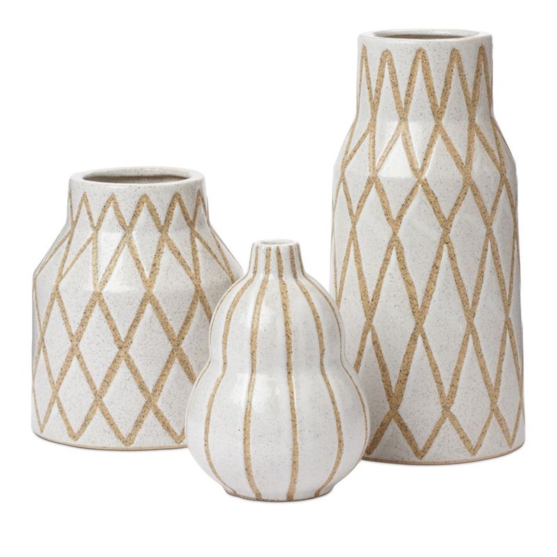Norwich White & Sand Medium Lattice Vase