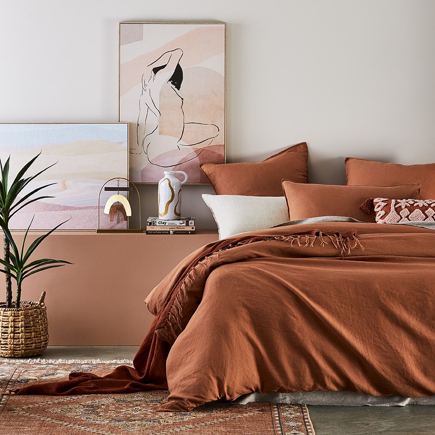 Malmo Rust Linen Throw