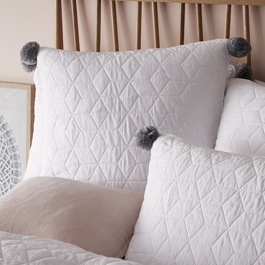 Willow Quilted Quilt Cover Snow Adairs